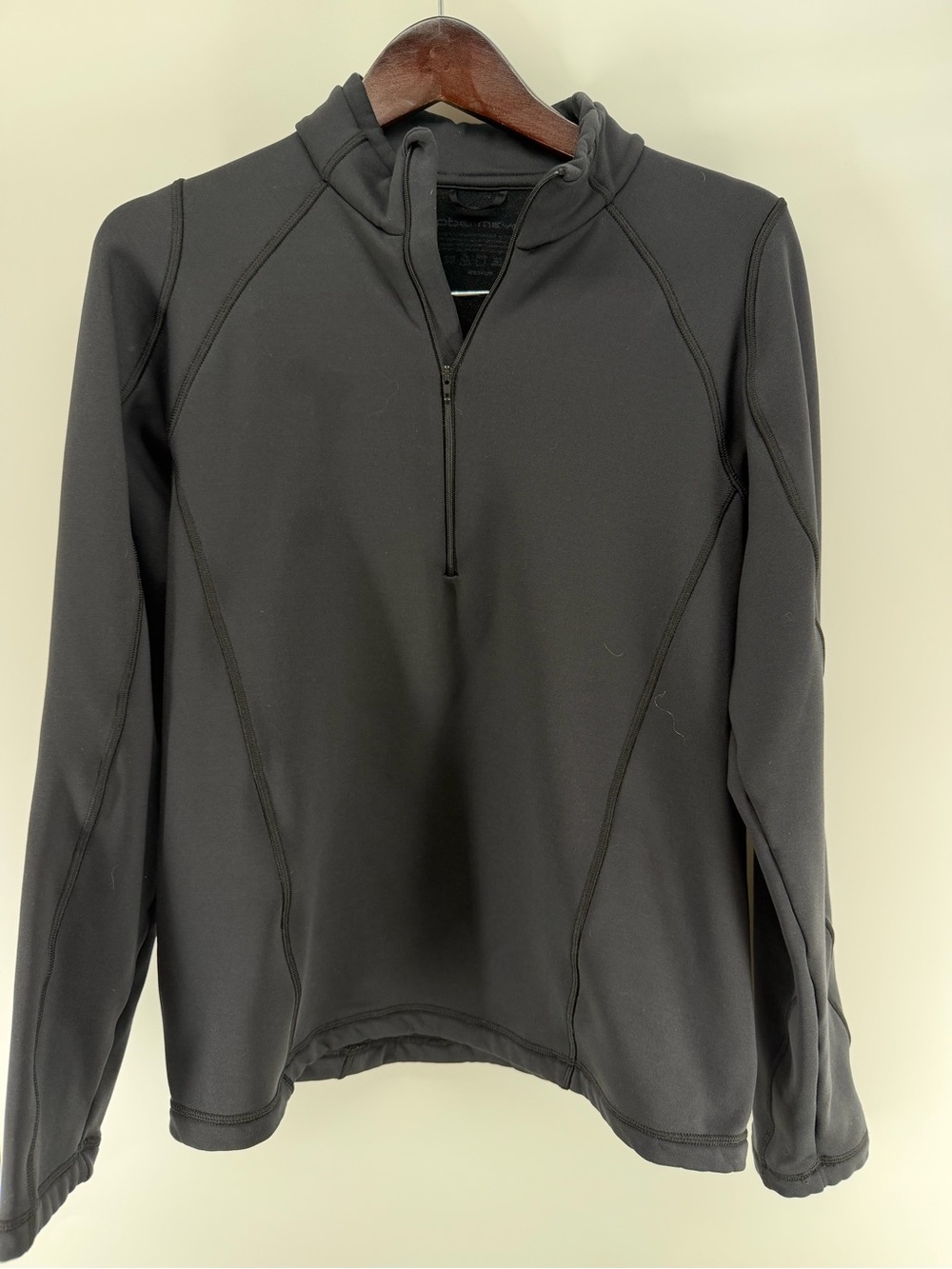 Obermeyer Women’s Black Half-Zip Hooded Pullover